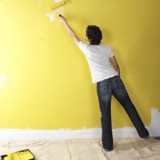 Как покрасить стены в квартире: видео-инструкция по окраске своими руками, в какие цвета, какой краской, чем лучше, цена, фото