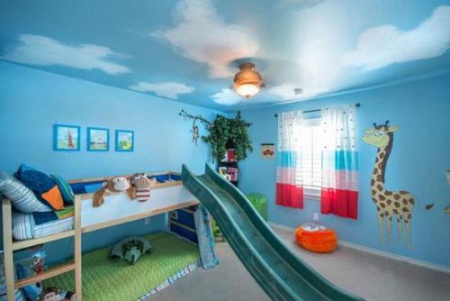 Натяжные потолки в детскую комнату - особенности и варианты применения
