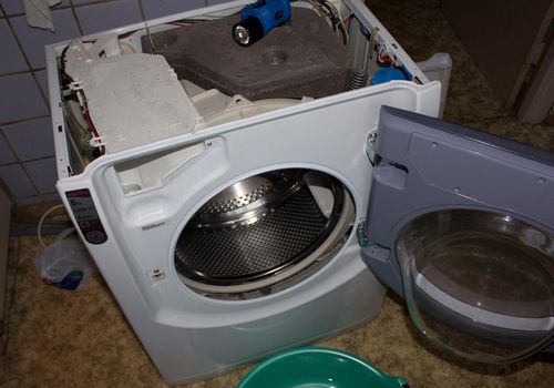 Не включается стиральная машина: причины в Хотпоинт Аристон, ремонт своими руками Самсунг, не работает Индезит
