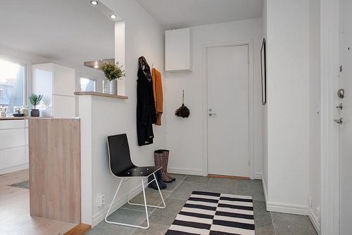 Прихожая в скандинавском стиле: коридора фото, интерьер и дизайн, маленький шкафа, темная мебель