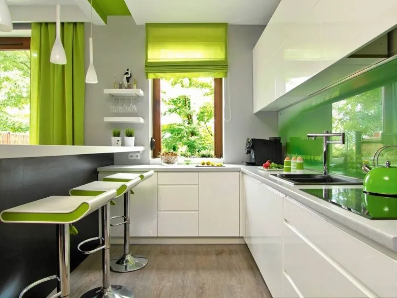 Зеленый в интерьере маленькой кухни
