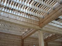 Деревянные потолочные перекрытия: видео- инструкция по установке своими руками, фото