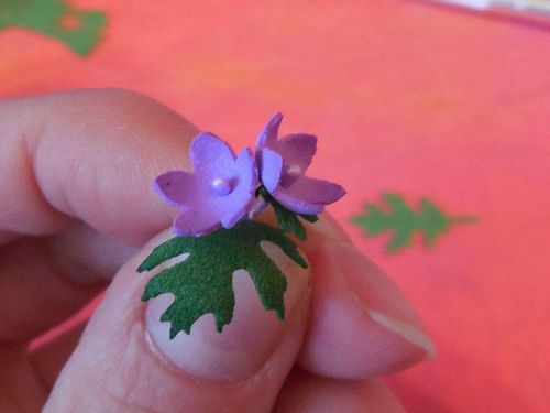 Фигурные дыроколы для фоамирана: цветы с помощью ножниц