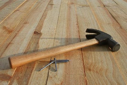 Как сделать демонтаж деревянного пола?