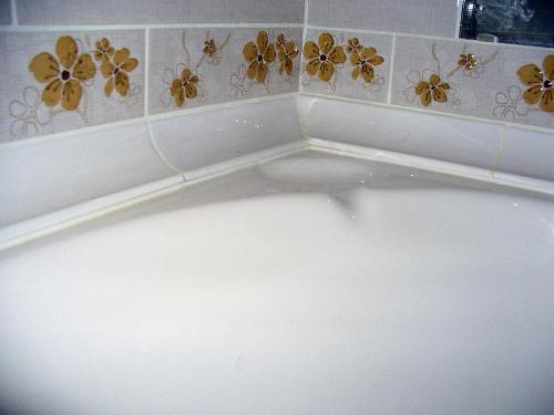 Керамический плинтус для ванны