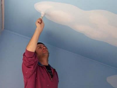 Краска водоэмульсионная для стен и потолков: как покрасить без разводов, по старой краске правильно, видео