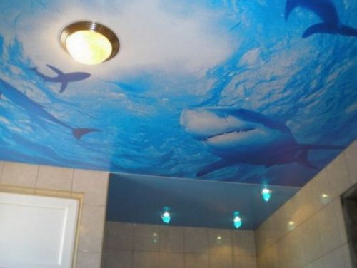 Натяжной потолок в ванной комнате + фото