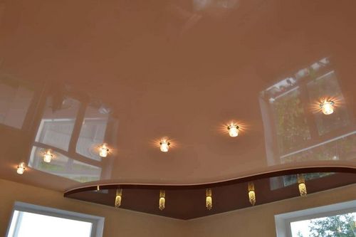 Натяжные потолки в квартире фото: как выглядят, в студии, красивые, фотогалерея, как устанавливают своими руками, монтаж, в интерьере, недостатки