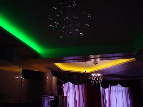 Неоновая подсветка потолка - необычное решение: фото и видео