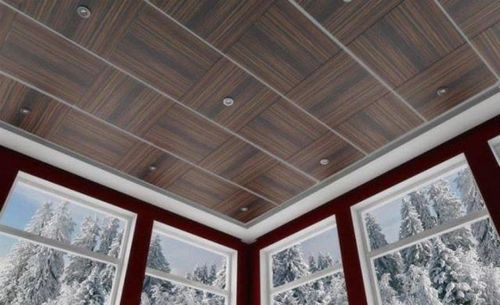 Отделка потолка веранды панелями - преимущества и порядок монтажа