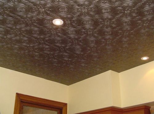 Поклейка обоев на потолок, как подготовить поверхность, особенности флизелиновых обоев, подробное фото и видео