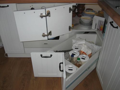 Угловой навесной шкафчик на кухню своими руками
