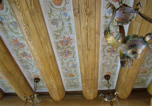Устройство потолка в деревянном доме, особенности для низких помещений, как правильно сделать перекрытие, подобрать дизайн, смотрите на фото и видео