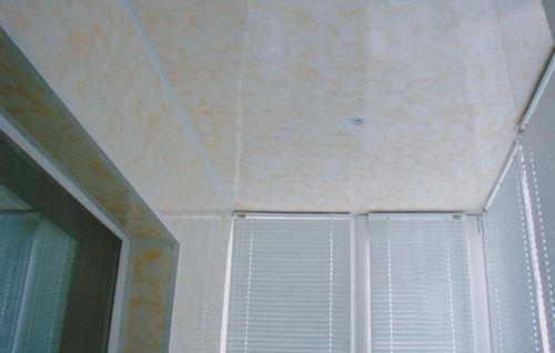Вагонка ПВХ на потолок: пластиковая, фото бесшовного потолка, монтаж и крепление