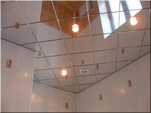 Зеркальные натяжные потолки - что это такое и где их применяют?