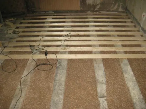 Деревянный пол с засыпкой из керамзита