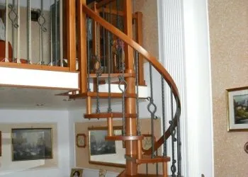 Винтовые лестницы с чертежами: порядок их проектирования и монтажа