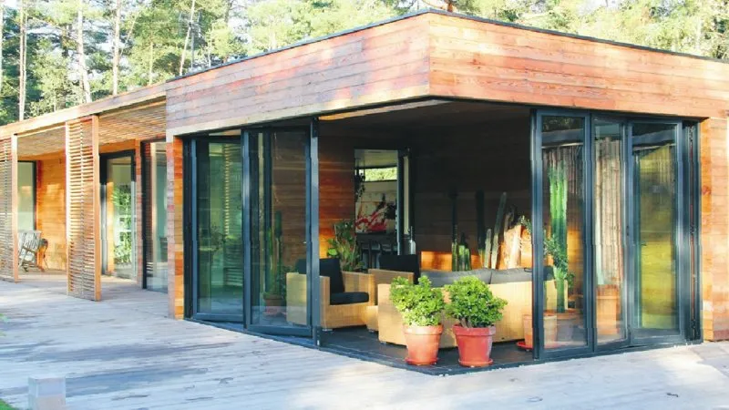 Одноэтажный деревянный дом Модерн