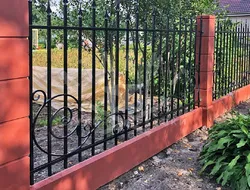 Решетчатый кованый забор на участок КЗ-251