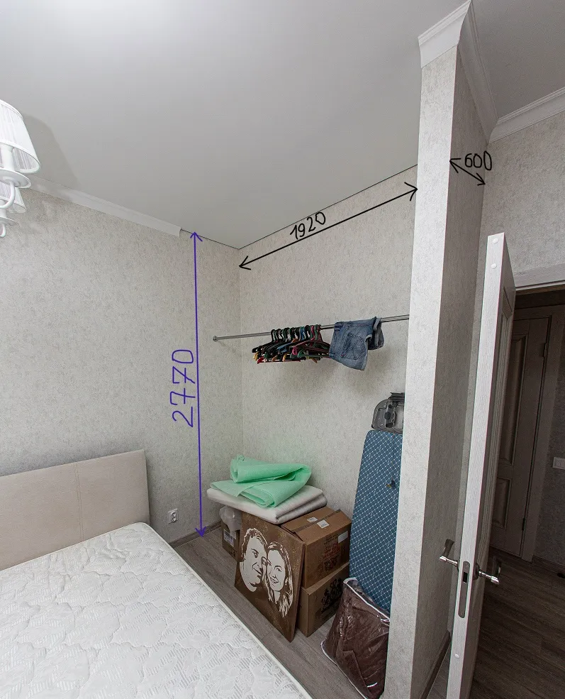 размеры встроенного шкафа-купе в маленькой спальне