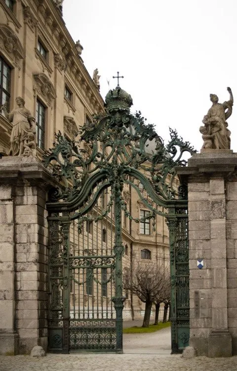 ворота в Вюрцбурге (Германия)